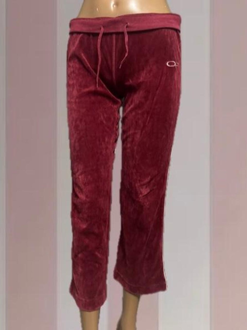 Y2K red velour Capri pants